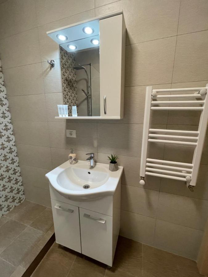 Mamaia Moonlight Apartment Екстер'єр фото