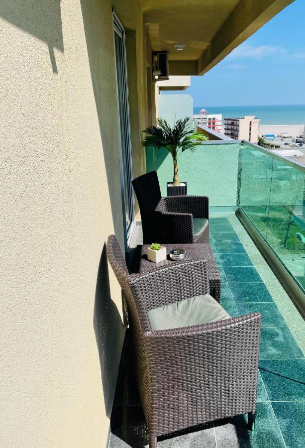 Mamaia Moonlight Apartment Екстер'єр фото