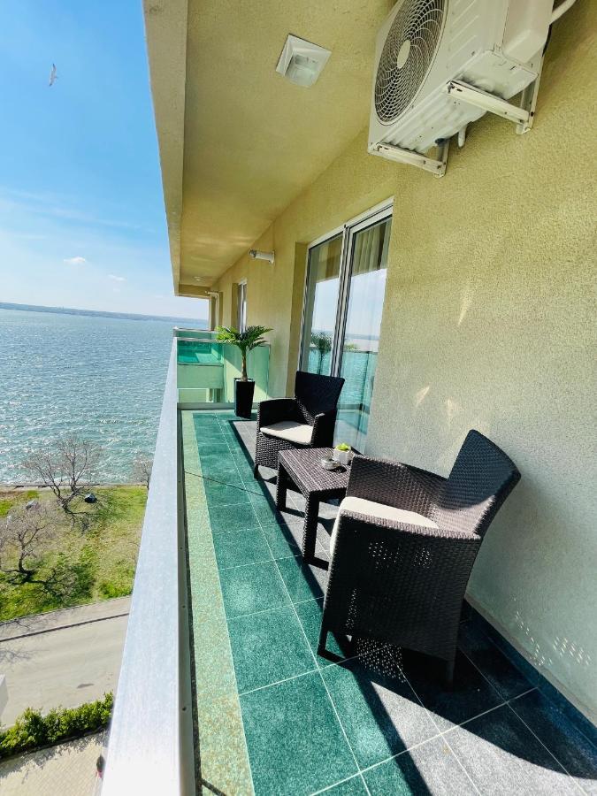 Mamaia Moonlight Apartment Екстер'єр фото