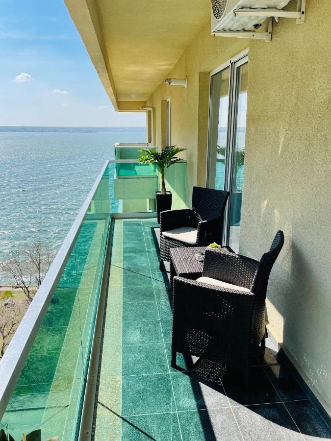 Mamaia Moonlight Apartment Екстер'єр фото
