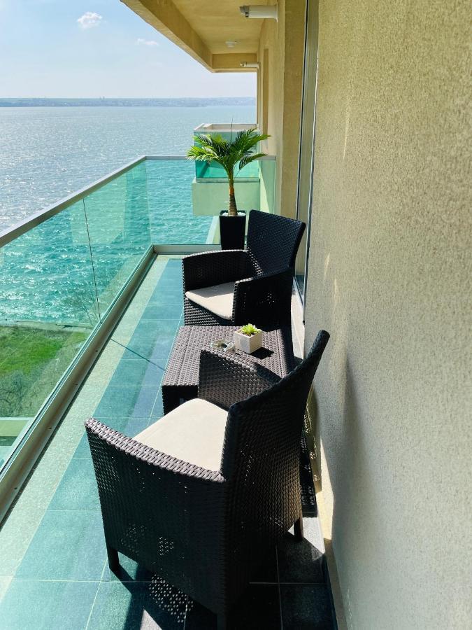 Mamaia Moonlight Apartment Екстер'єр фото